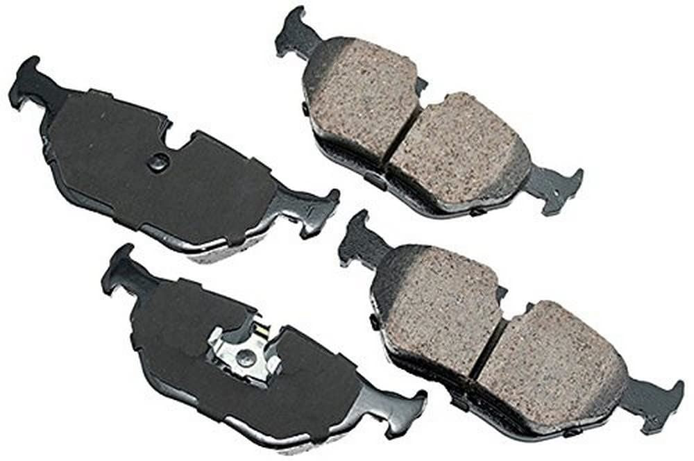 Akebono EUR396A Disc Brake Pad Set