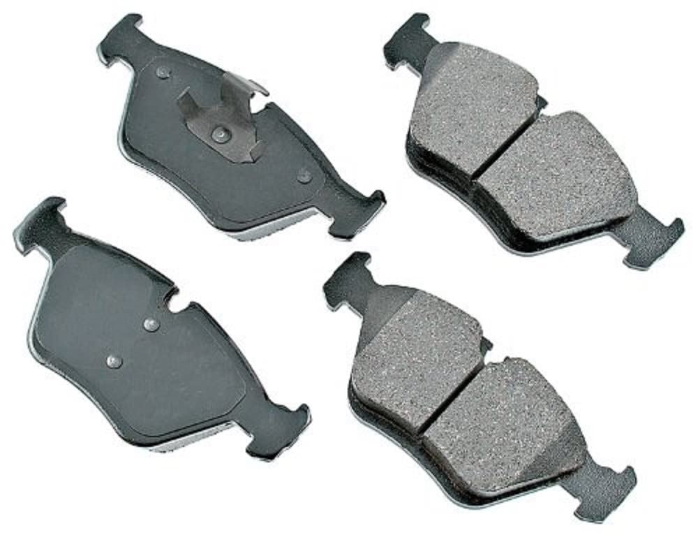 Akebono EUR946 Disc Brake Pad Set