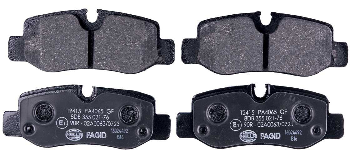 Hella-PAGID 355021761 Jeu de plaquettes de frein à disque