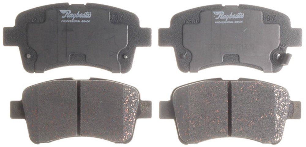 Raybestos PGD937C Disc Brake Pad Set