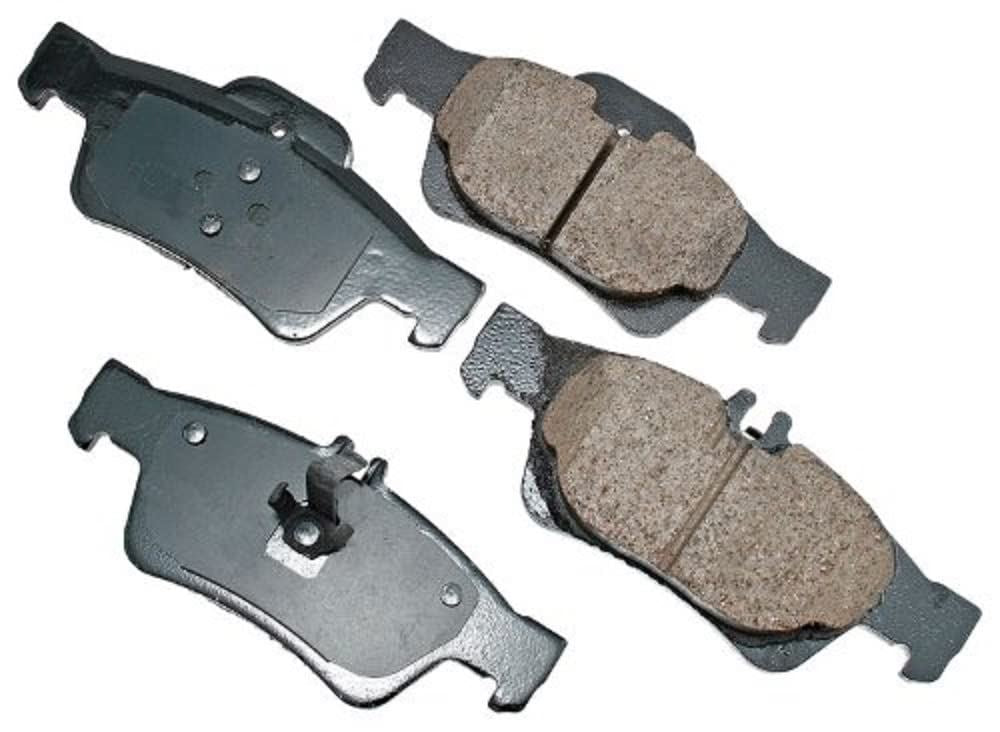 Akebono EUR986 Disc Brake Pad Set