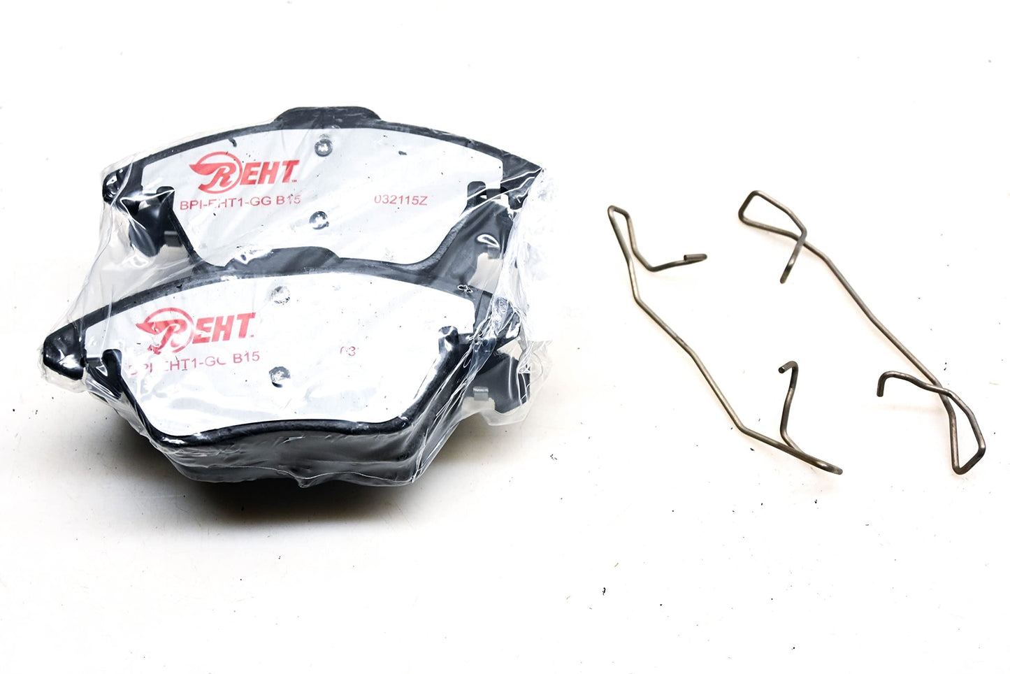 Jeu de plaquettes de frein à disque Raybestos EHT1107H