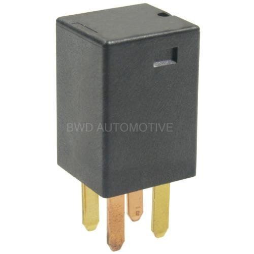 Relais de pompe à carburant BWD R6332