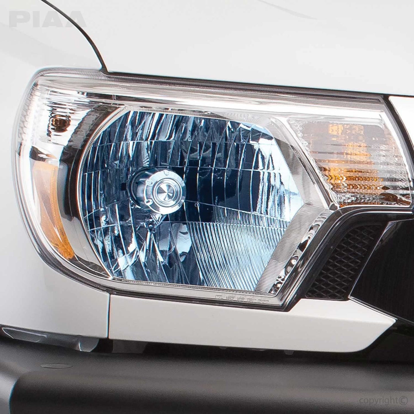 PIAA 23-10192 Headlight Bulb