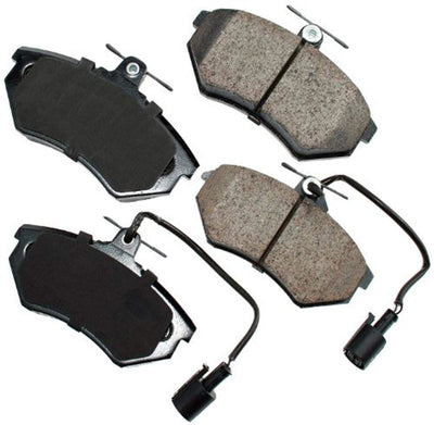 Akebono EUR684 Disc Brake Pad Set