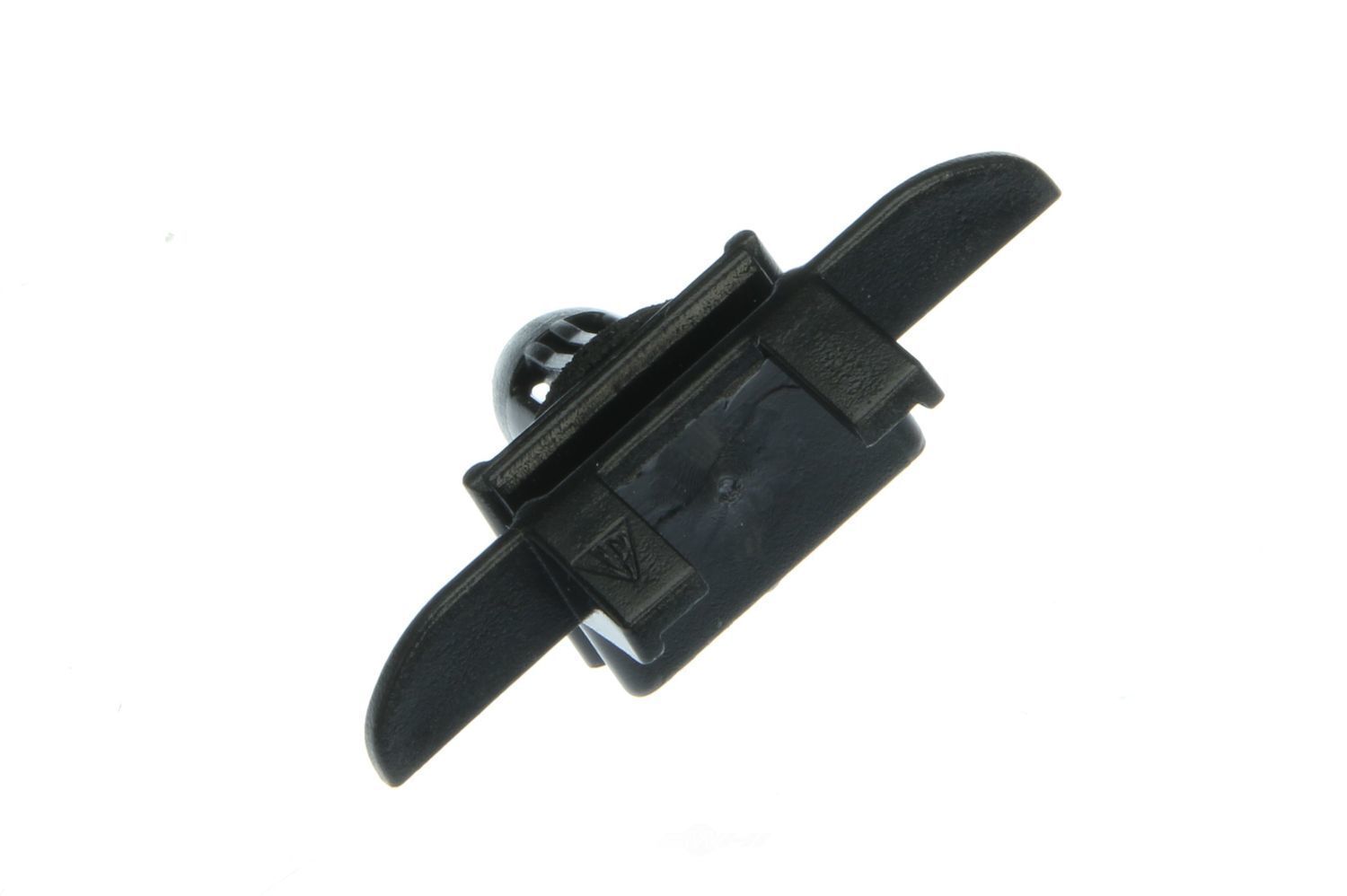 URO SHORT SKU URO-016632 Rocker Panel Molding Clip