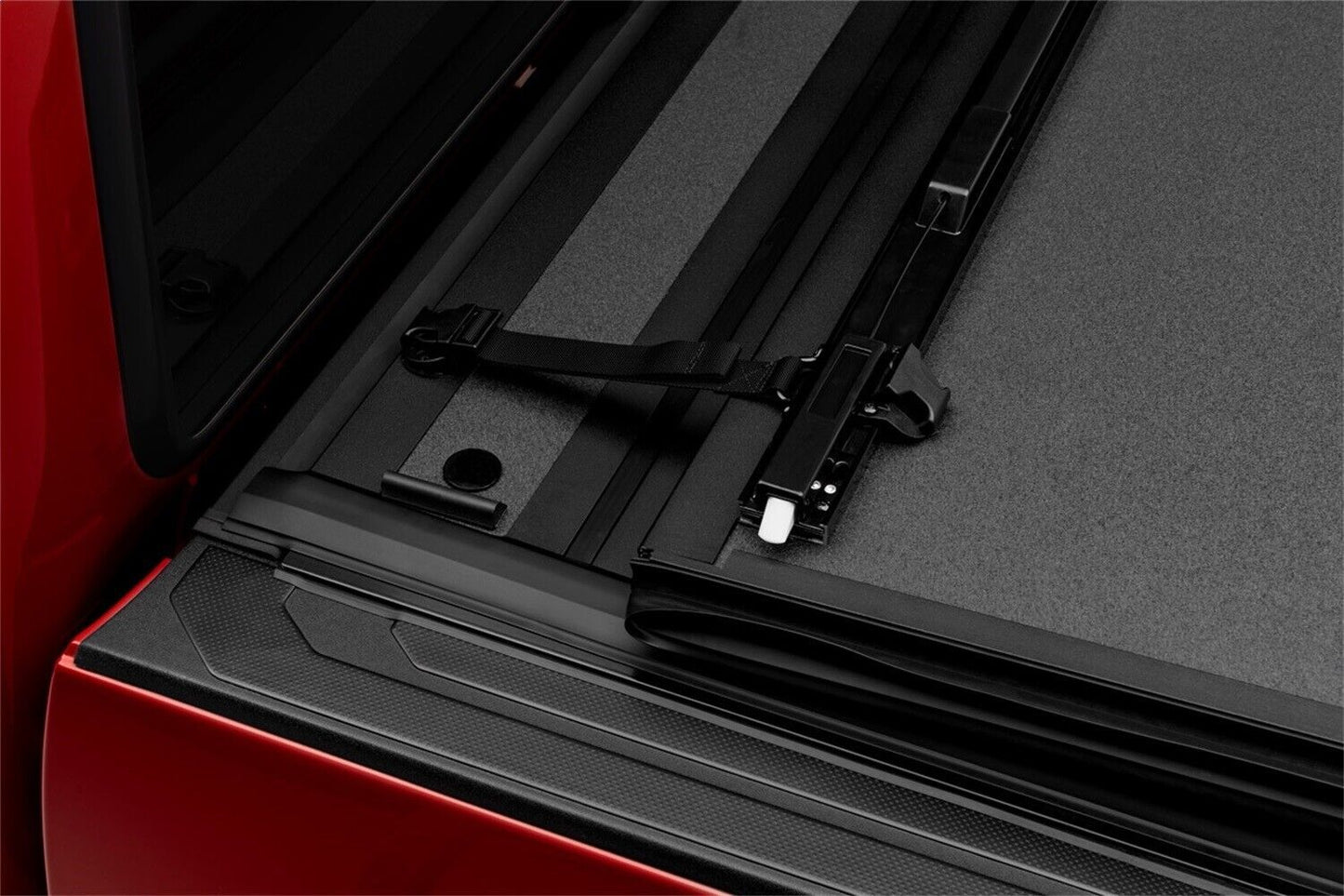 BAK 448410 Tonneau Cover