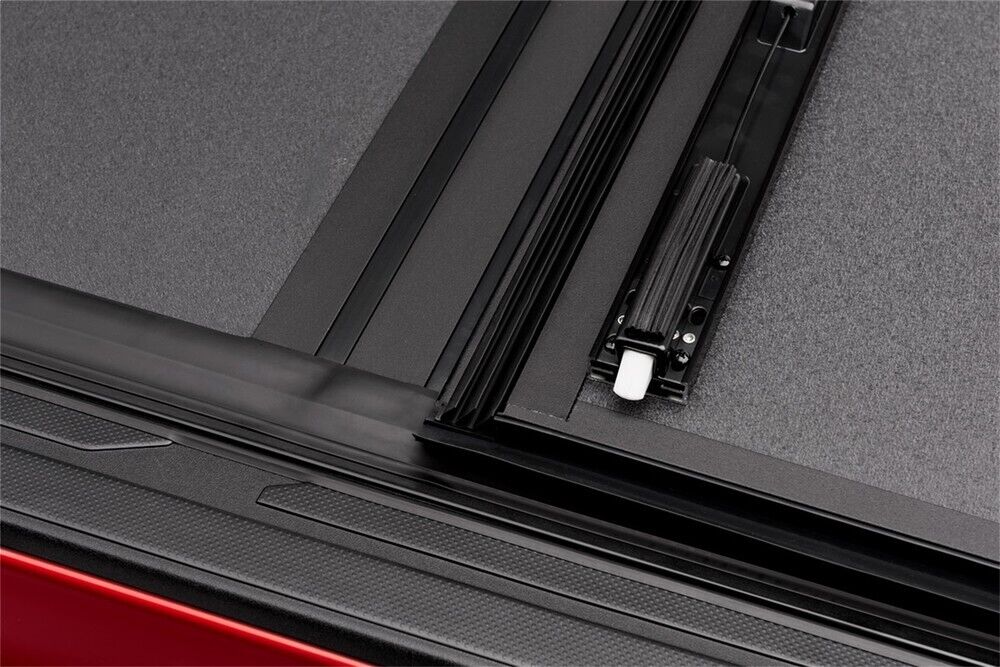 BAK 448409 Tonneau Cover