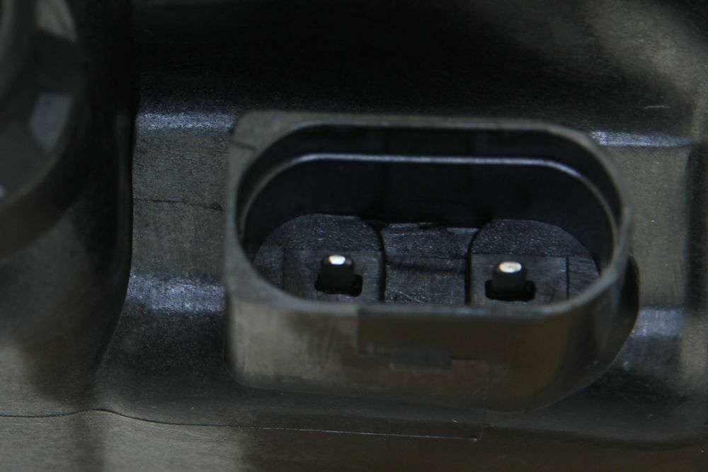 URO SHORT SKU URO-015198 Engine Coolant Reservoir