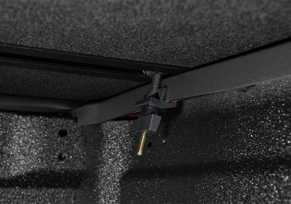 EXTANG 83895 Tonneau Cover