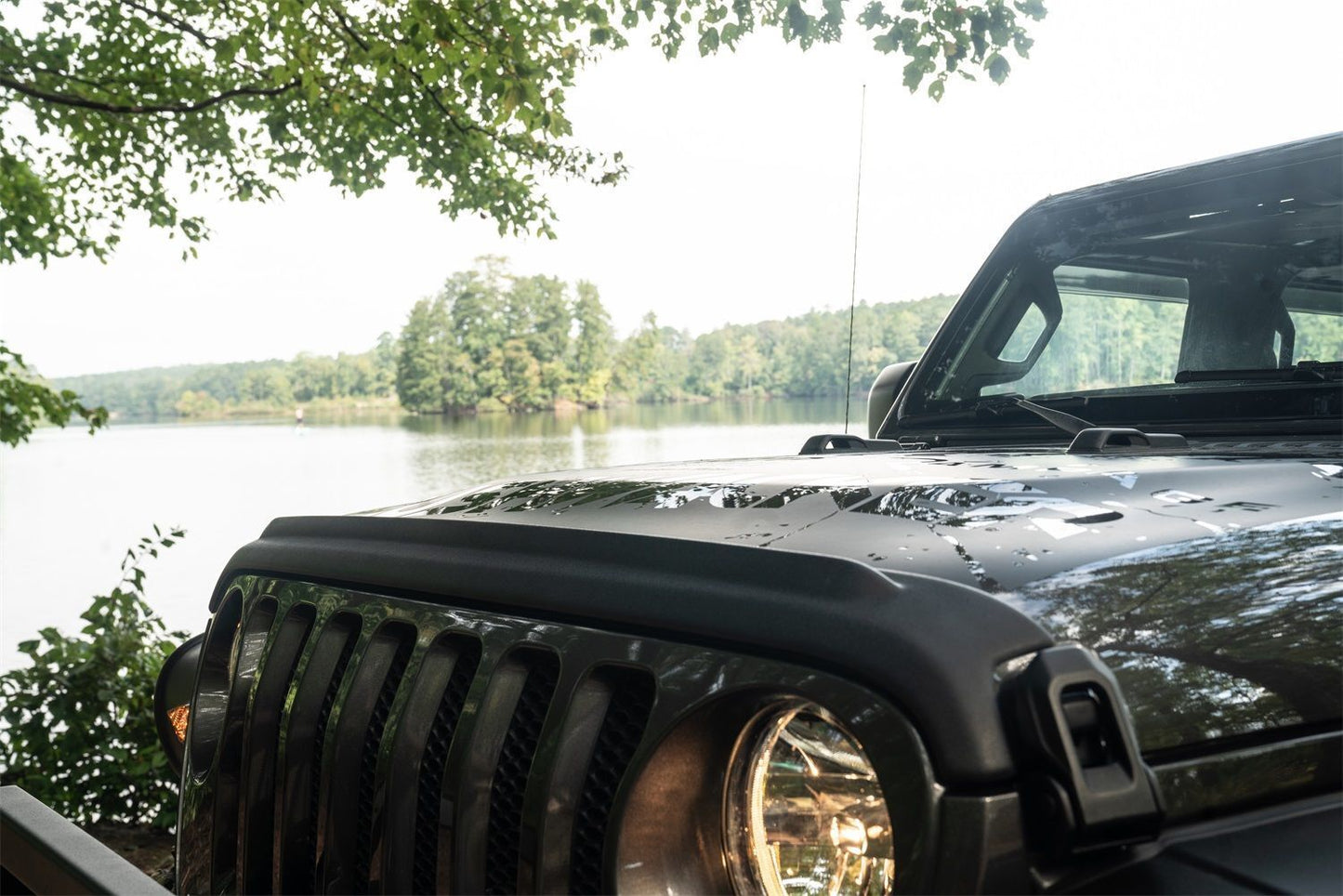 BUSHWACKER 14093 Rocker Panel