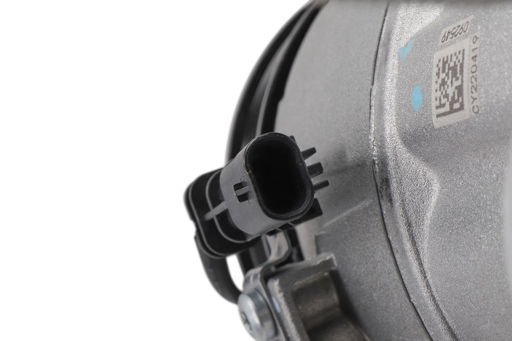 Genuine GM Parts 84732182 A/C Compressor