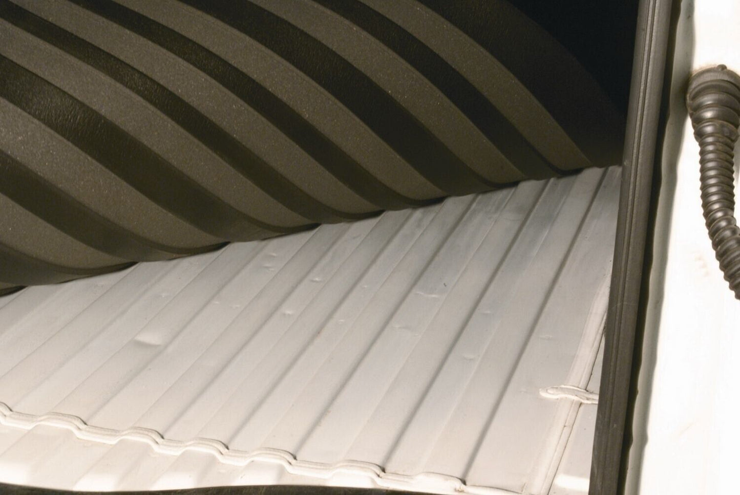 Bedrug VRF92 Cargo Area Liner