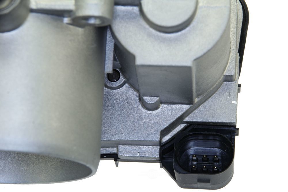 URO SHORT SKU URO-016112 Fuel Injection Throttle Body