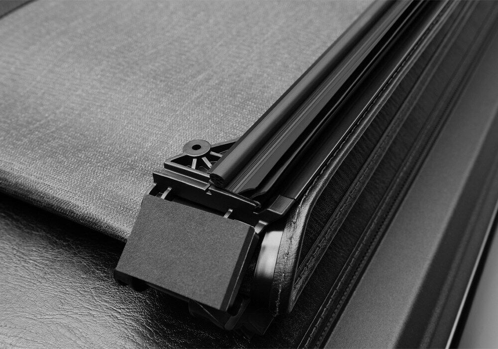 EXTANG 92702 Tonneau Cover