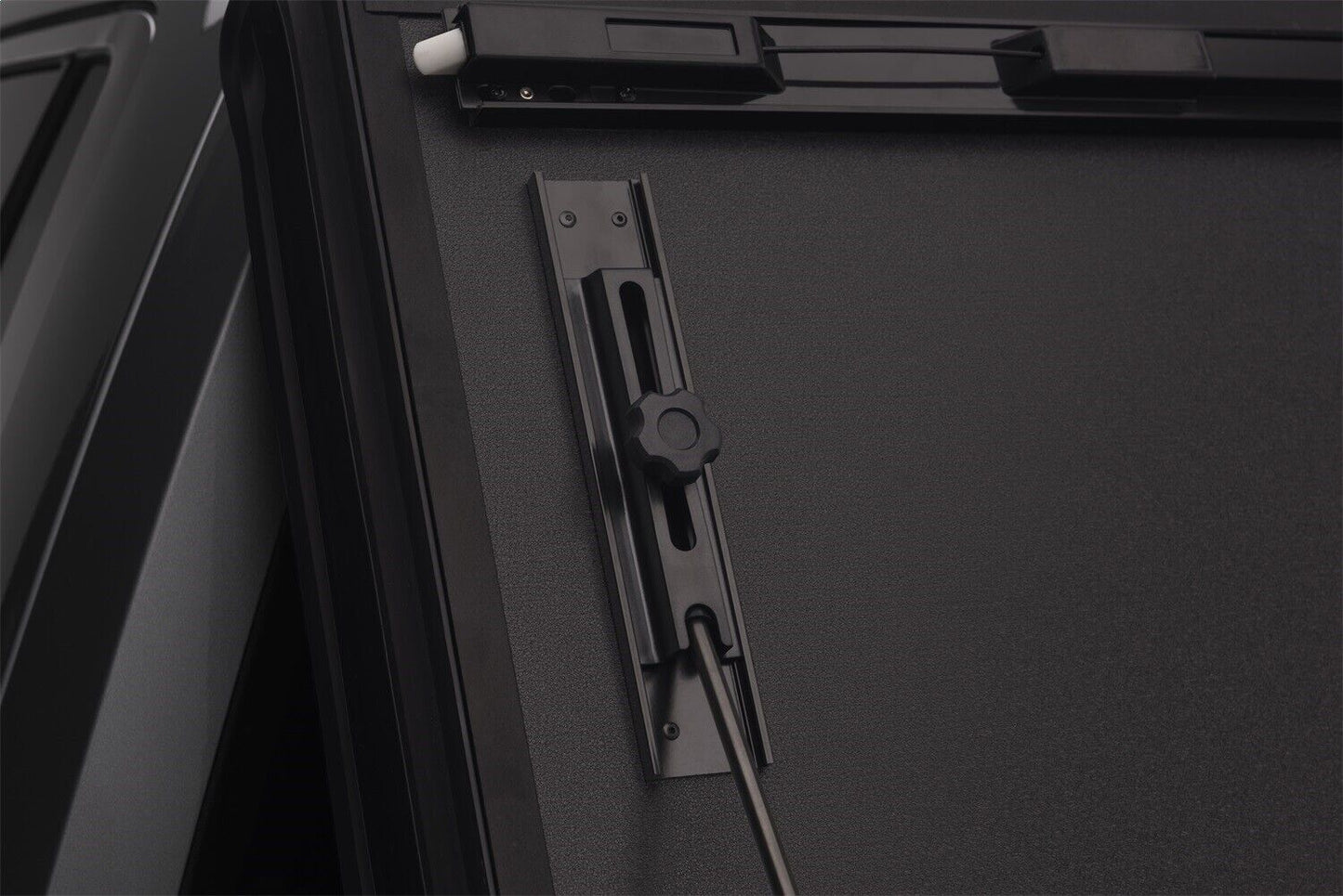 BAK 448602 Tonneau Cover