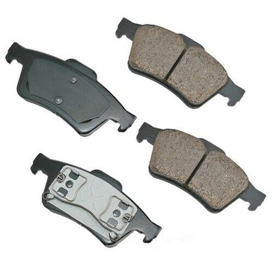 Akebono EUR973 Disc Brake Pad Set
