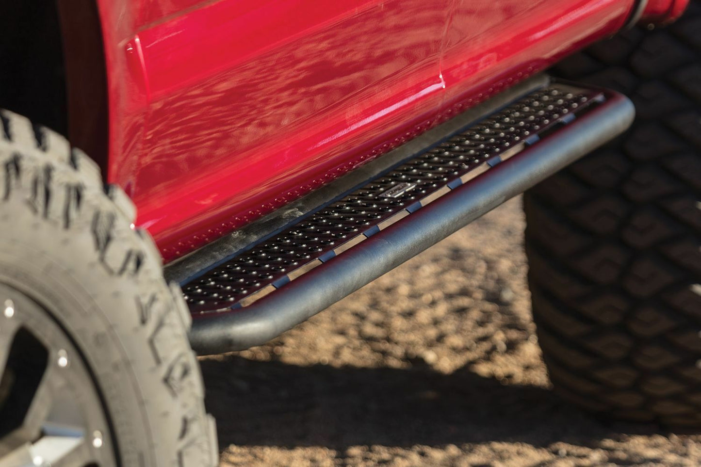 GO RHINO D64049T Step Nerf Bar
