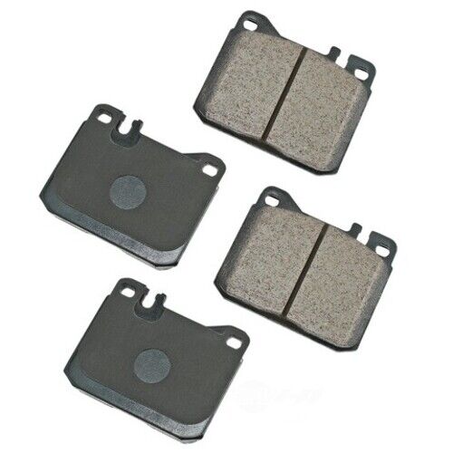 Akebono EUR1072 Disc Brake Pad Set
