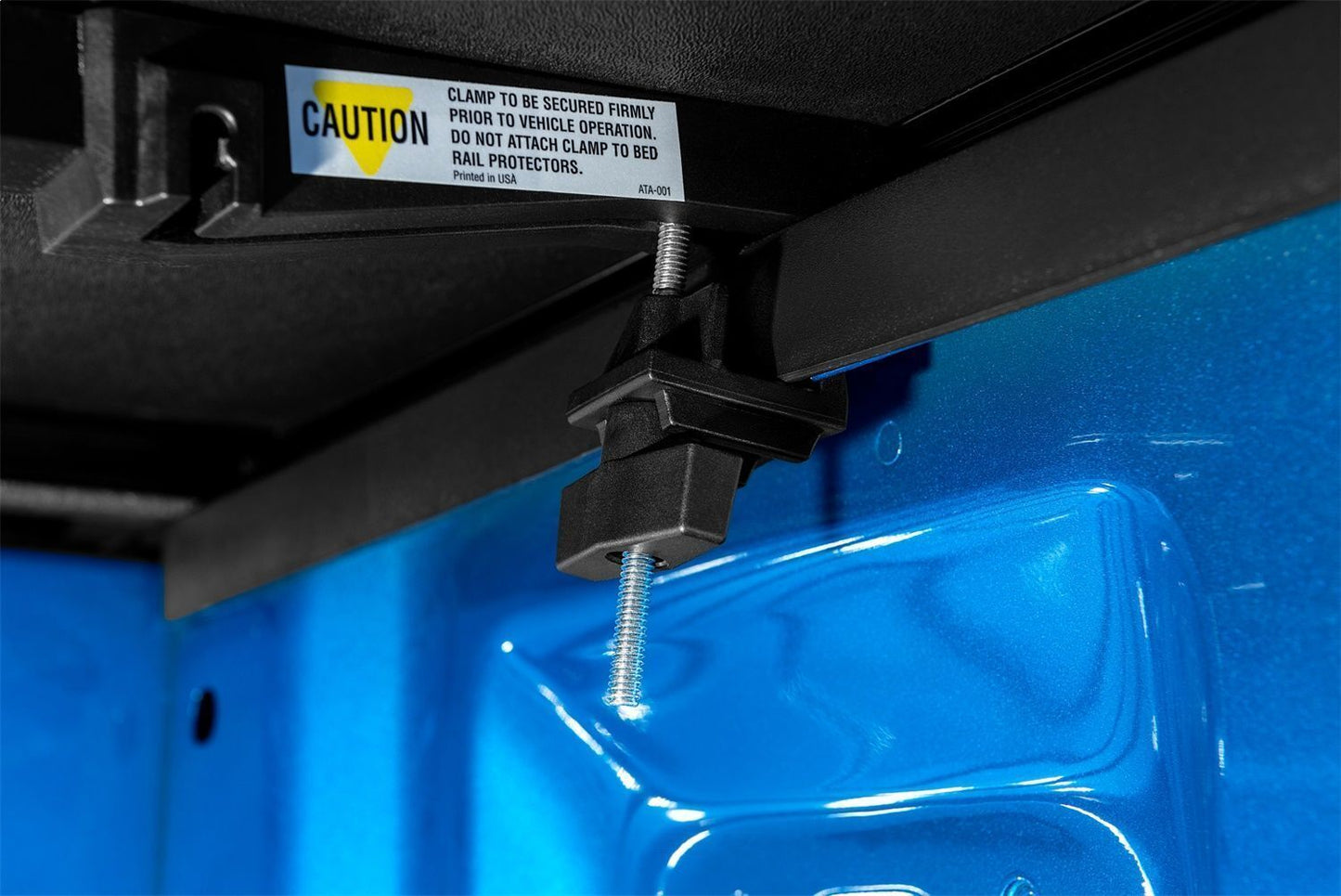 Lund 969452 Tonneau Cover