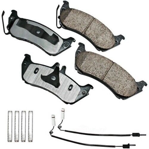 Akebono EUR875 Disc Brake Pad Set