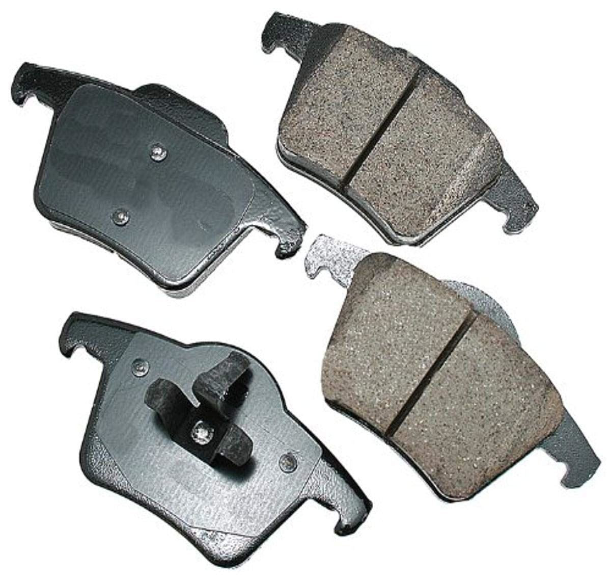 Akebono EUR980 Disc Brake Pad Set