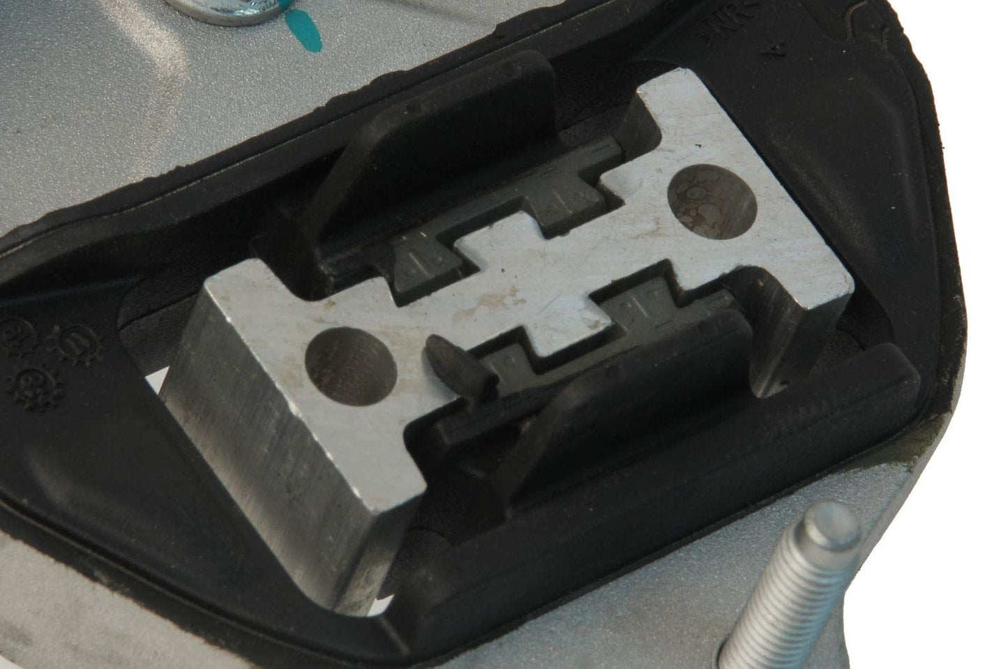 URO Parts URO-012138 Transmission Mount