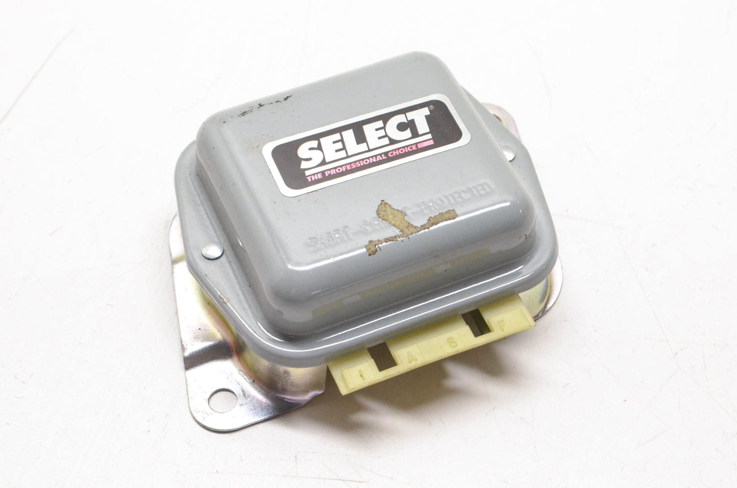 BWD R400 Voltage Regulator