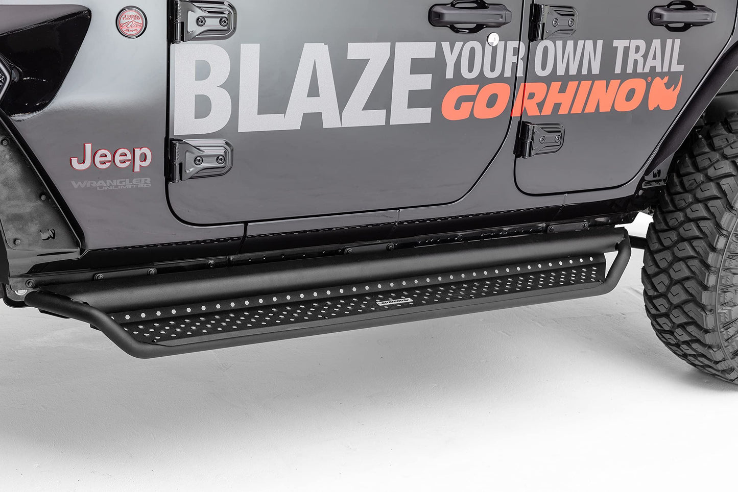 Go Rhino D14506T Step Nerf Bar
