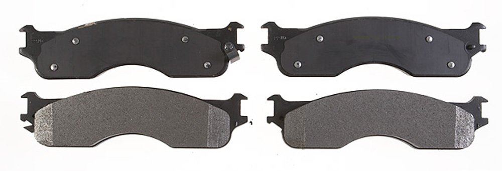 Raybestos PGD1054M Disc Brake Pad Set