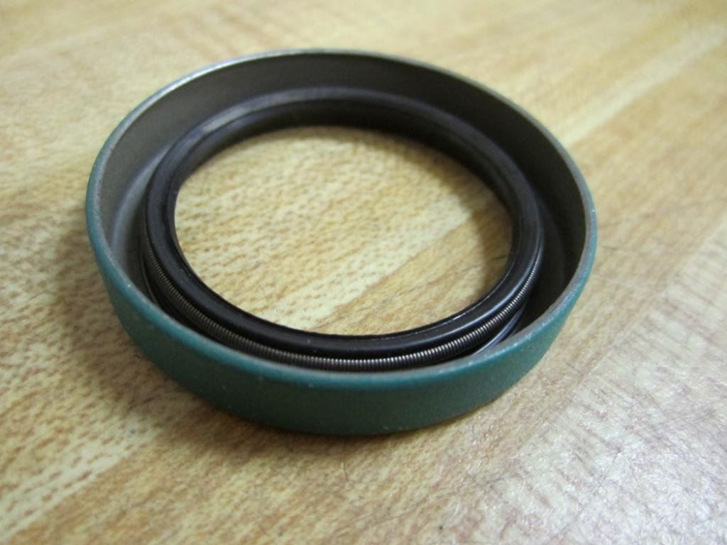 SKF 13537 Sello del eje Pitman del engranaje de dirección