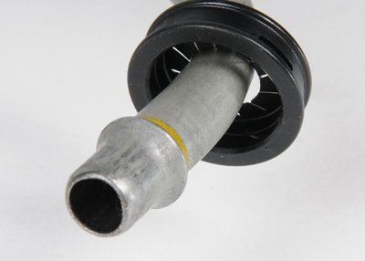 Véritable GM Parts 15817233 Ligne de refroidisseur d'huile de transmission