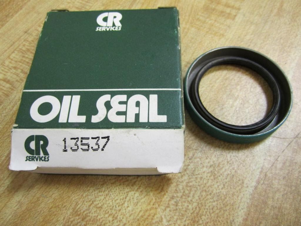 SKF 13537 Sello del eje Pitman del engranaje de dirección