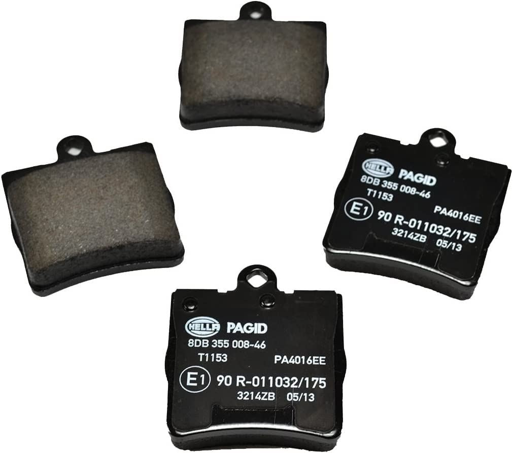 Hella-PAGID 355008461 Jeu de plaquettes de frein à disque