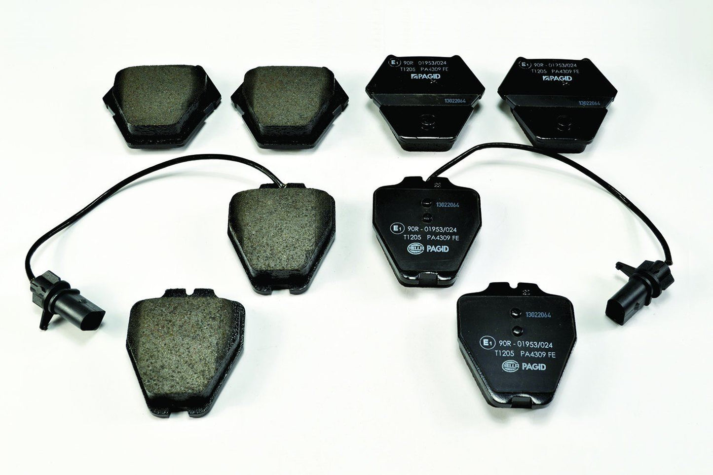 Hella-PAGID 355009031 Jeu de plaquettes de frein à disque